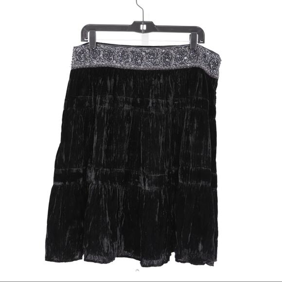 BCBGMaxazria Boho Rayon Skirt Beaded Waist Black Medium NEW - Picture 1 of 8